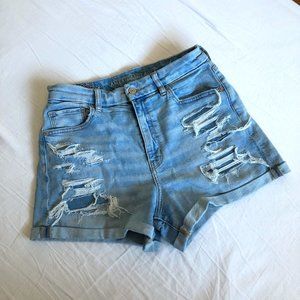 NWOT American Eagle Stretch Curvy Denim Mom Short Distressed Light Wash Size 8